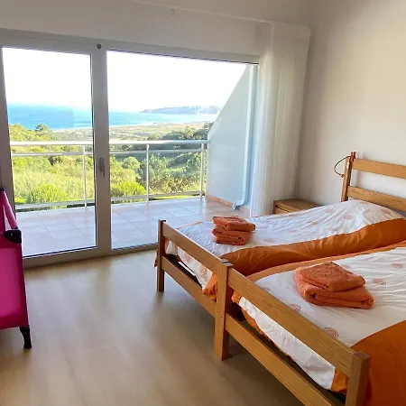 Villa Ruime Rustige Met Uitzicht Nazare En Zwembad Famalicão